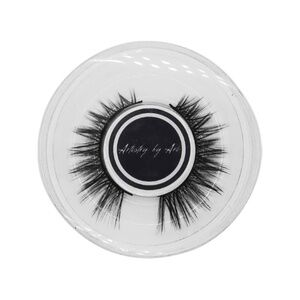 Beverly False Eyelashes